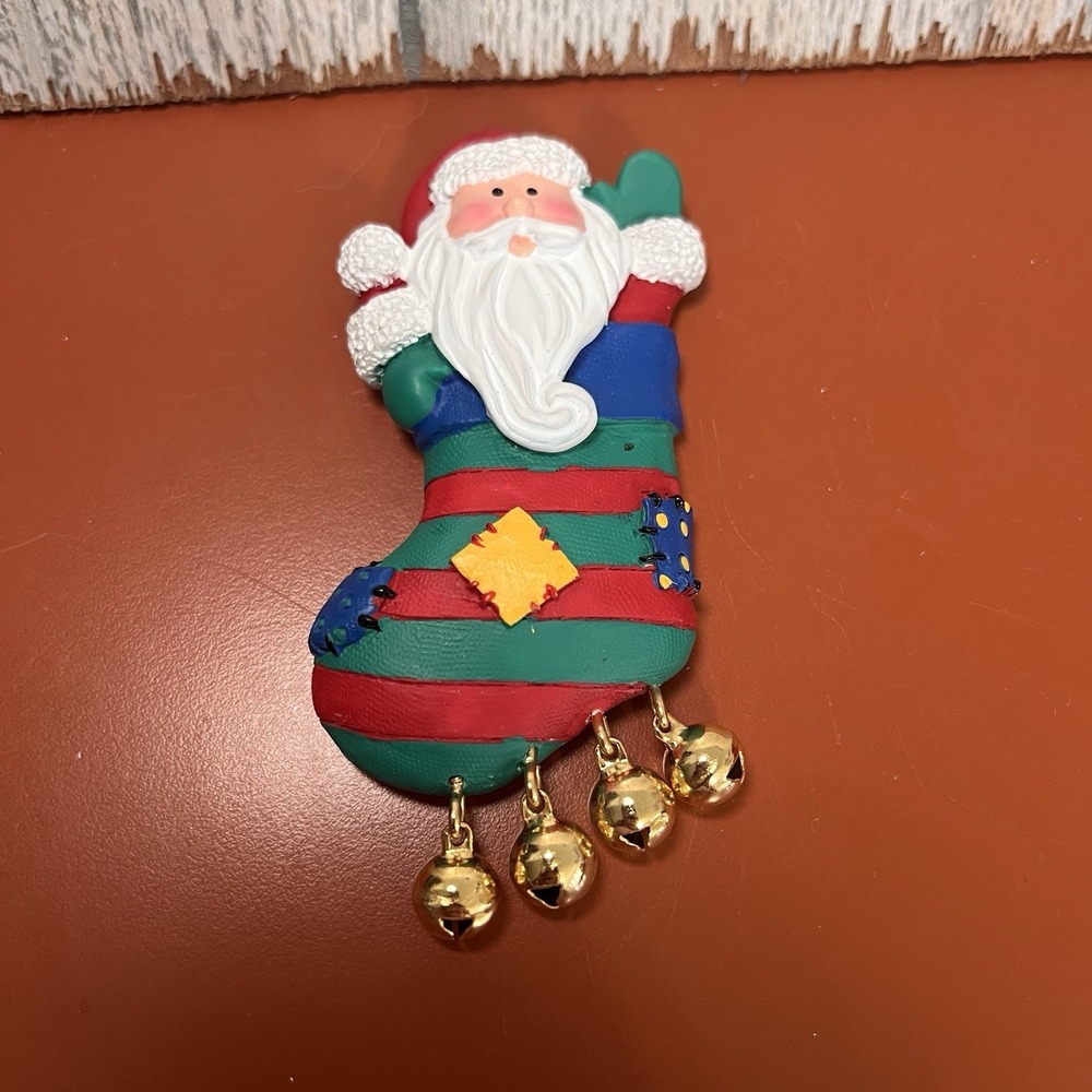 VTG Avon 1998 Gift Collection Jingle Magnet Santa in Stocking w/ Bells 4" New